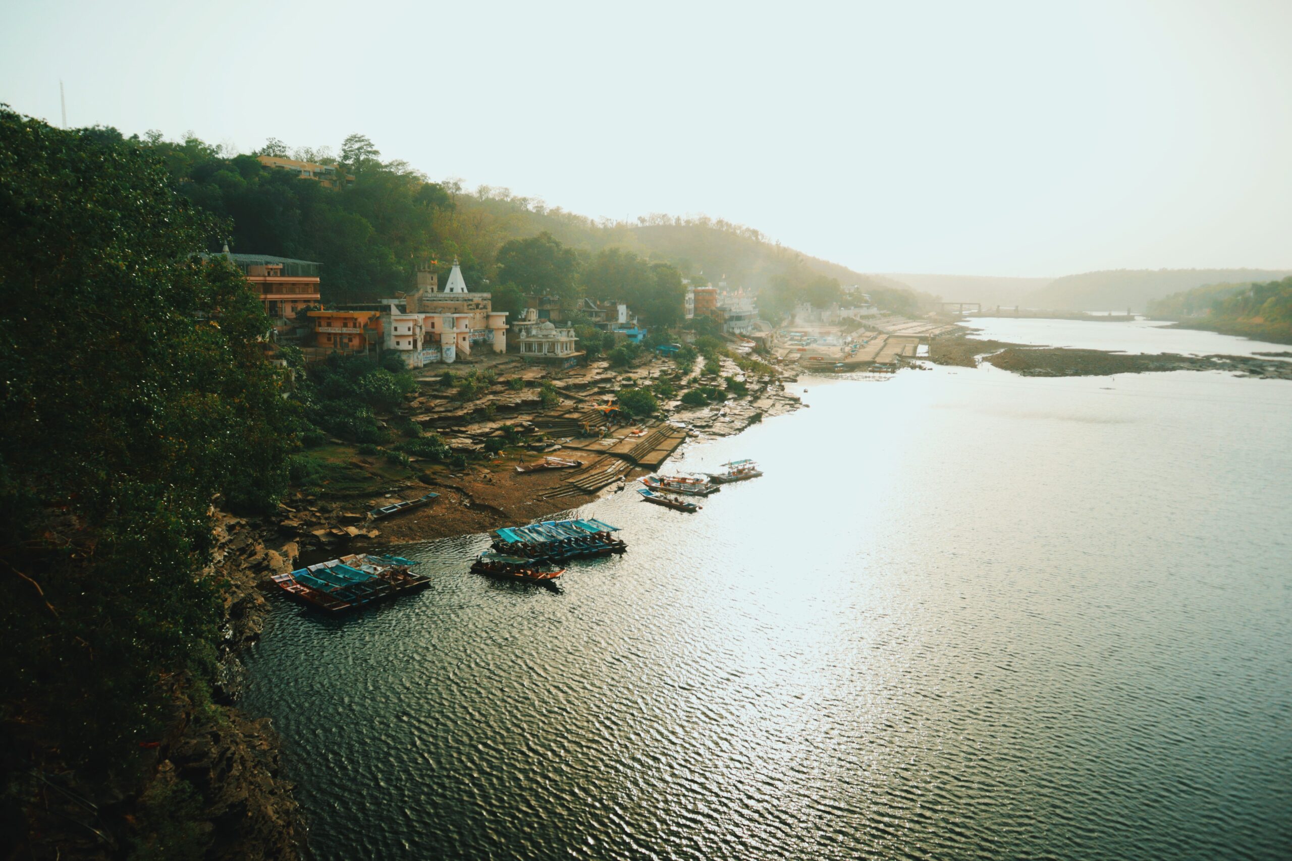 Omkareshwar Jyotirlinga Family Trip and Bhakt Niwas Information
