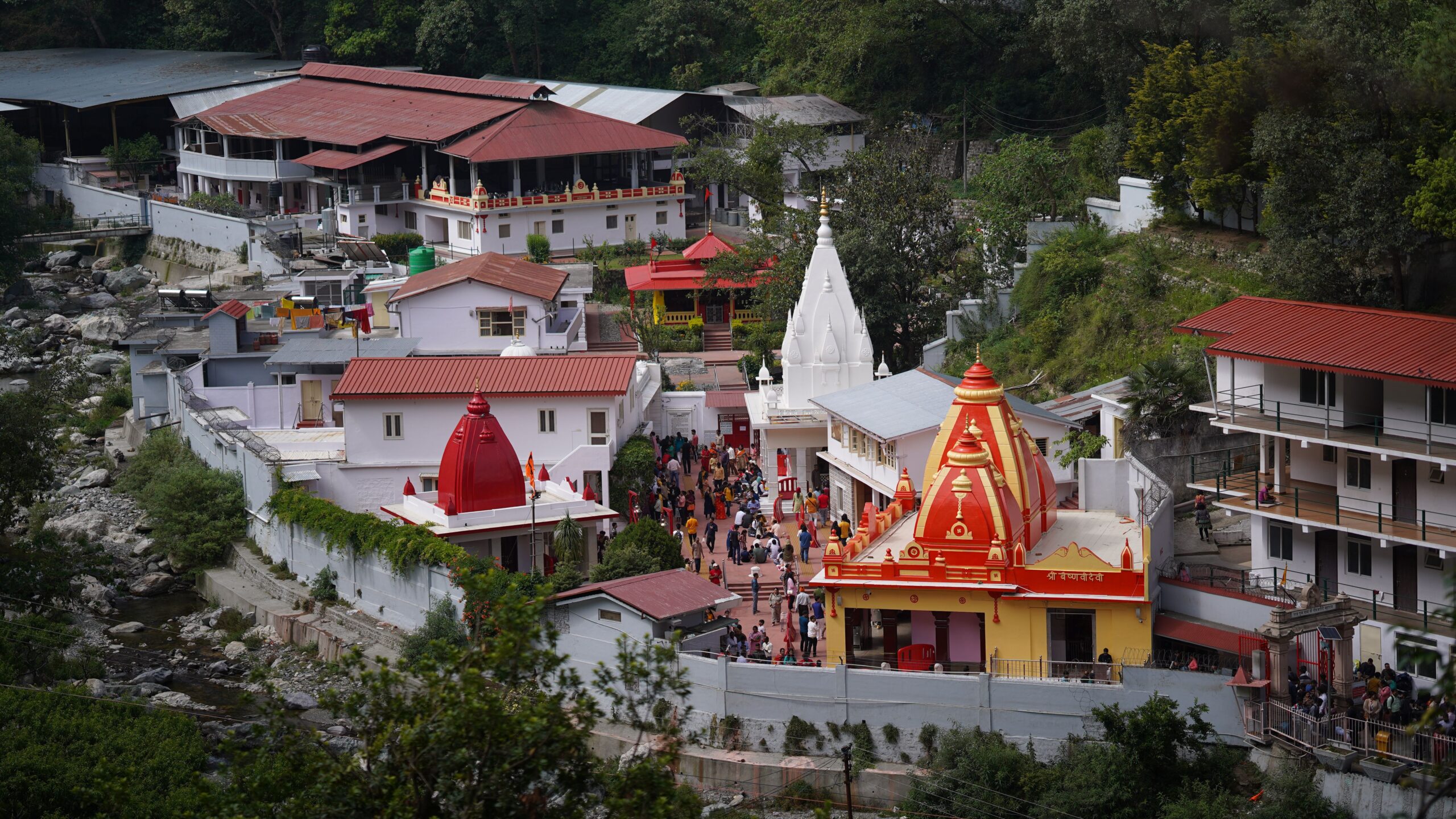Trimbakeshwar Ashram for Stay