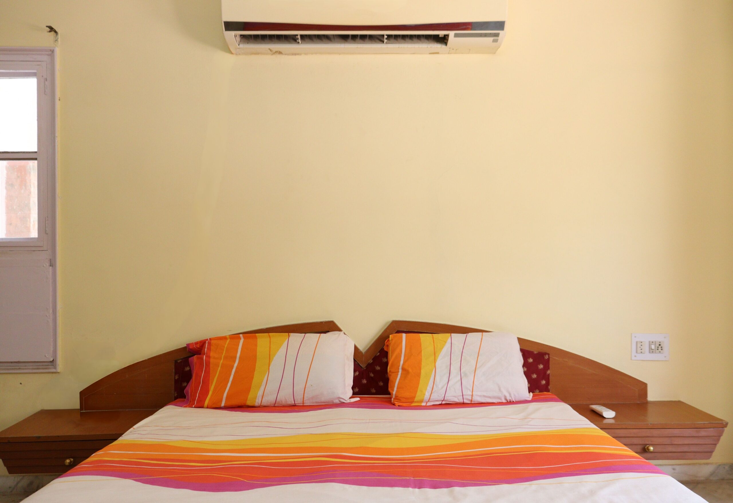 Trimbakeshwar Dharamshala Ashram Hotel Room Booking