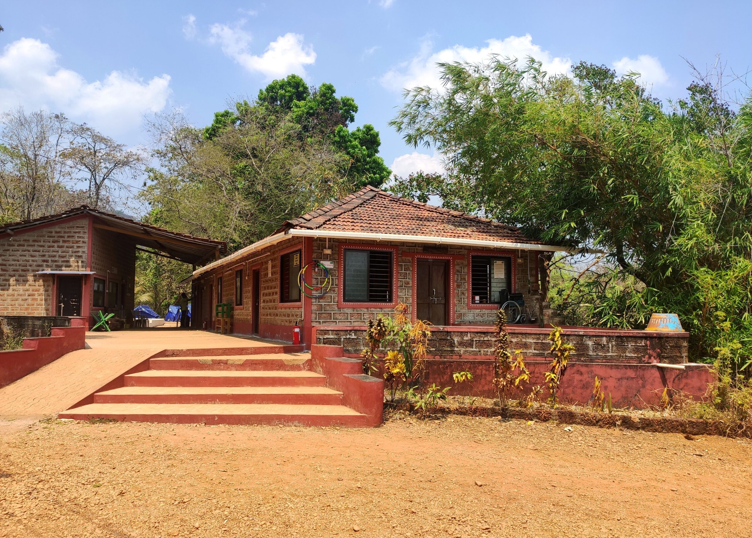 gagangiri maharaj bhakt niwas
